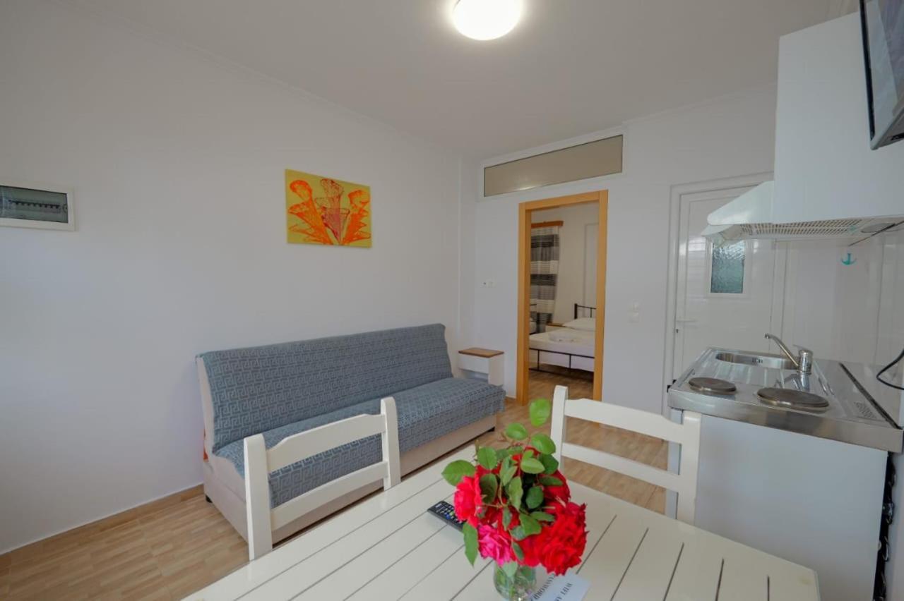 Eduard Lagji Apartament Lukovë Exteriör bild