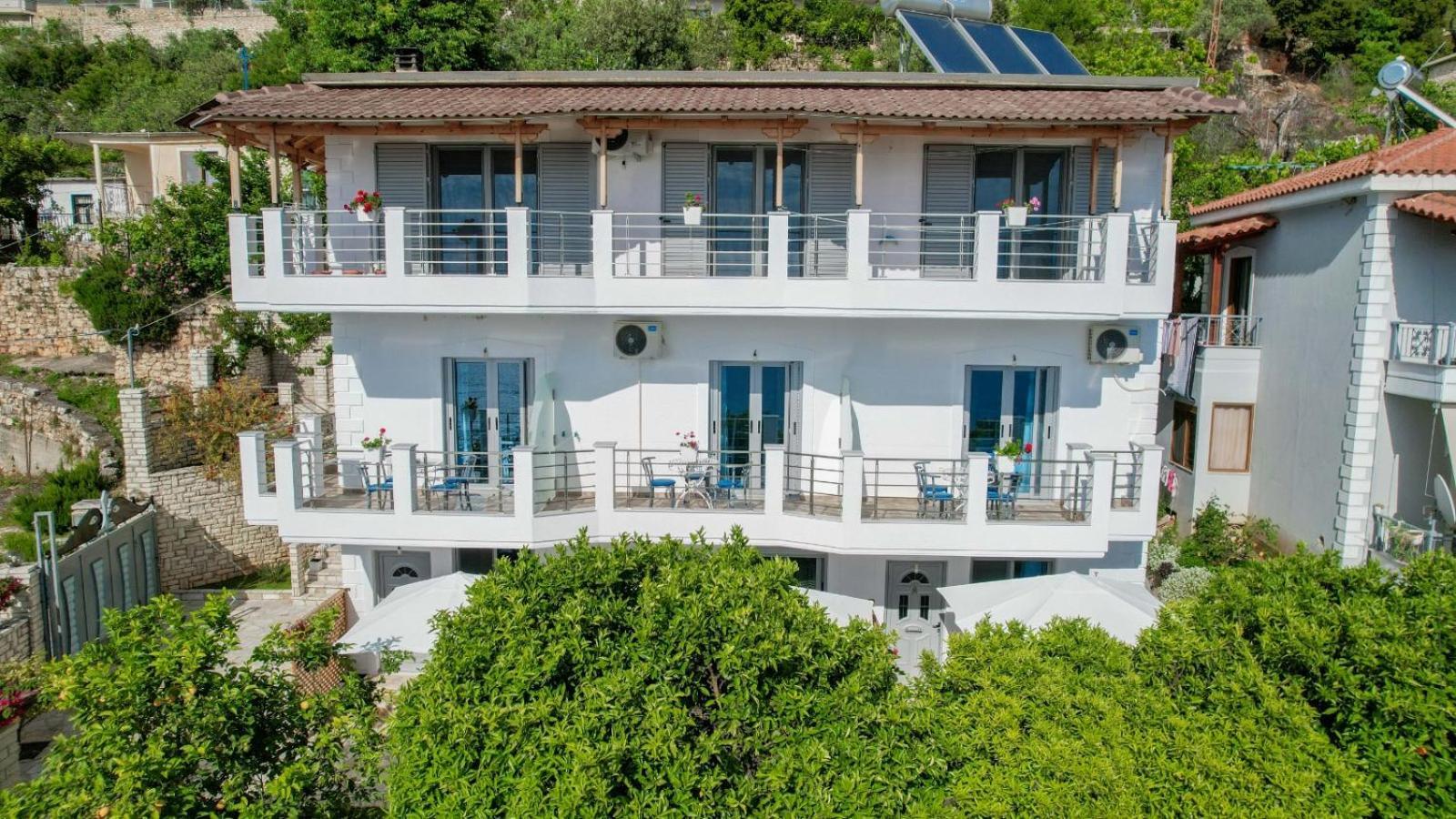 Eduard Lagji Apartament Lukovë Exteriör bild