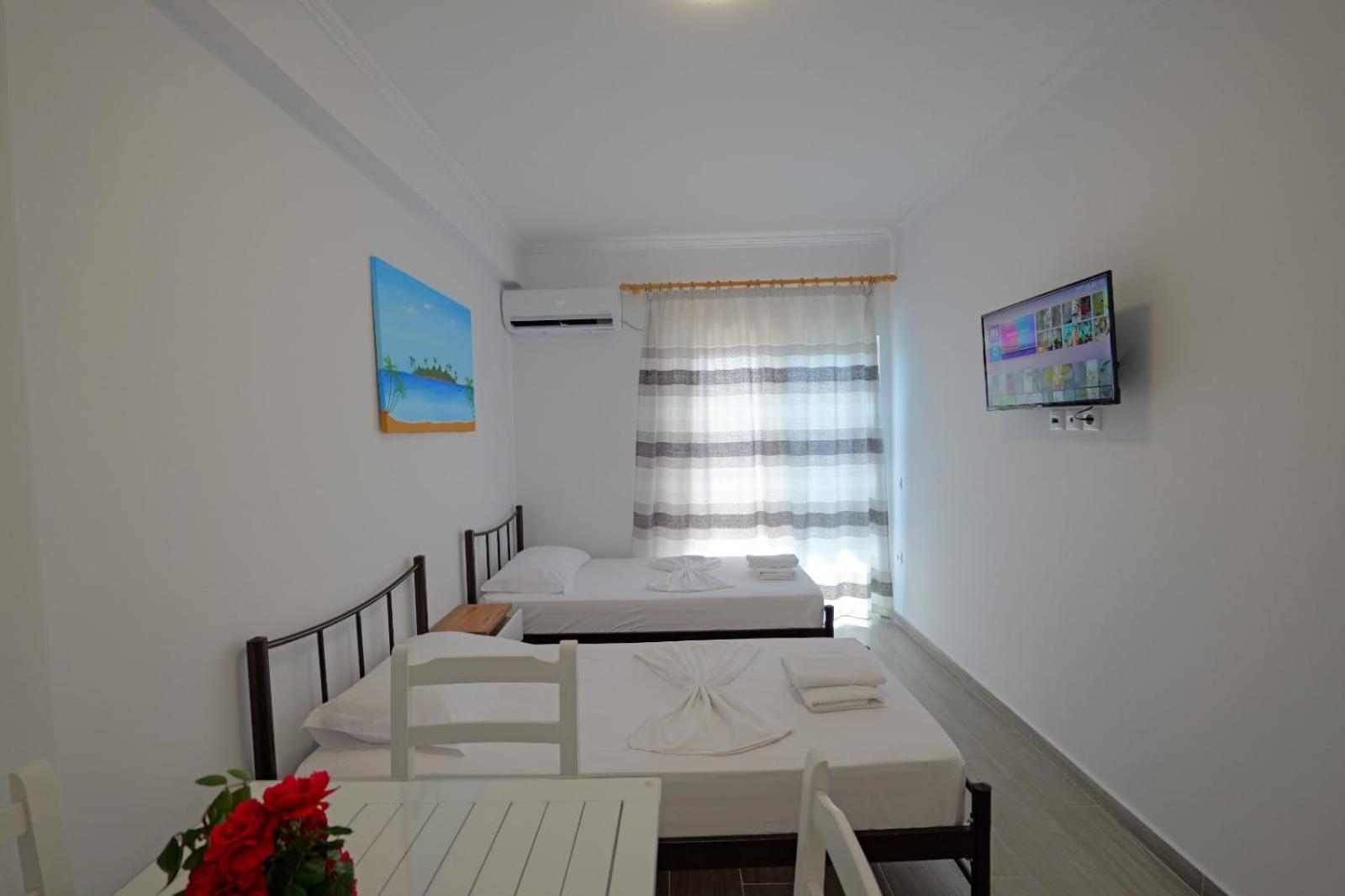 Eduard Lagji Apartament Lukovë Rum bild